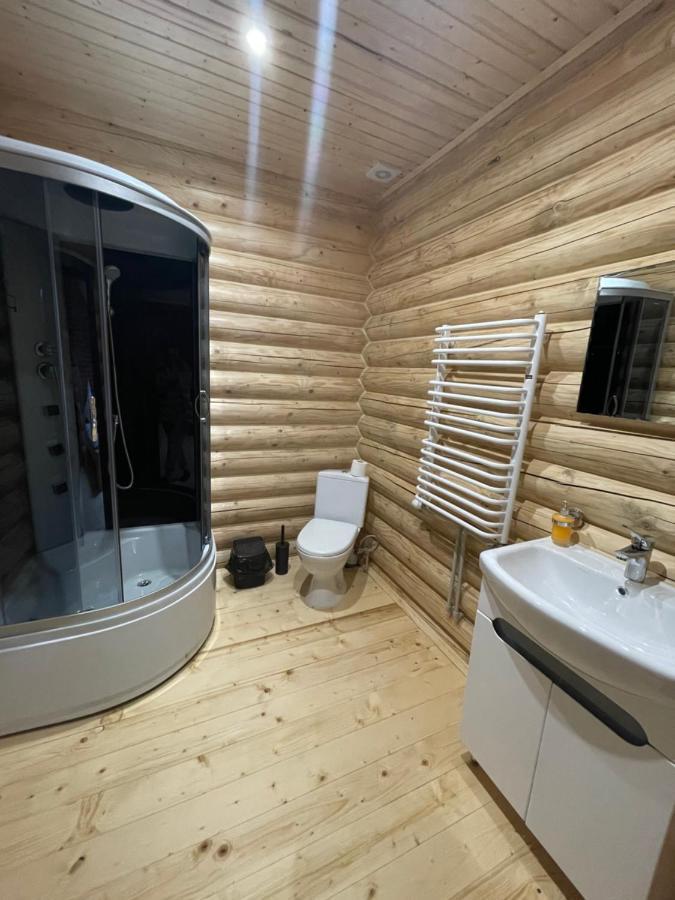 Карпатська Криївка Apartamento Yasinya Exterior foto