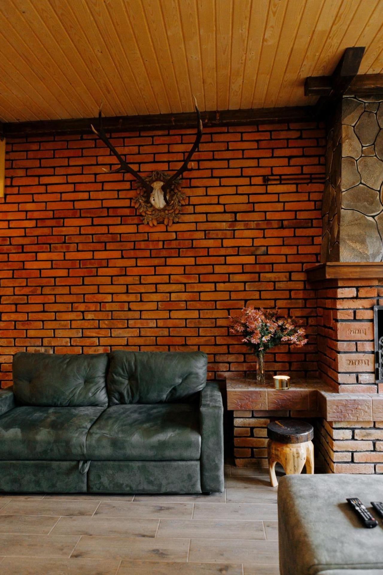 Карпатська Криївка Apartamento Yasinya Exterior foto